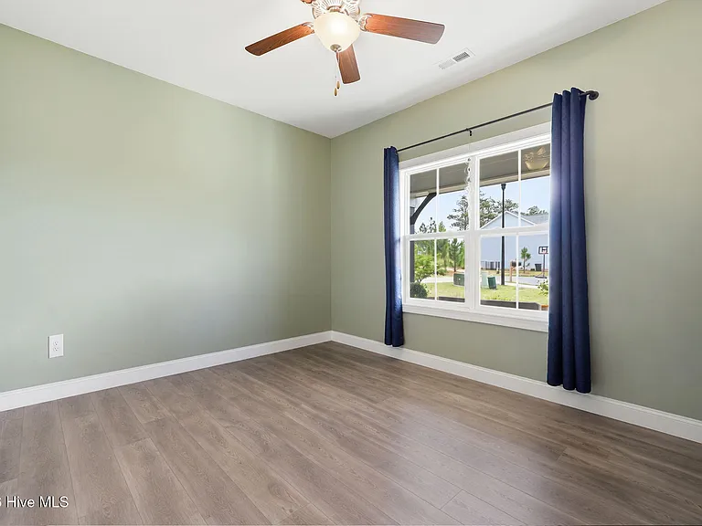 160 Falkirk Ct — Photo 34