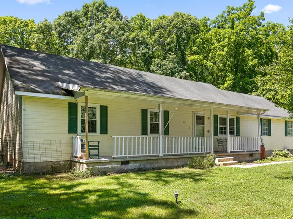 201 Buck Dr, Chickamauga, GA 30707