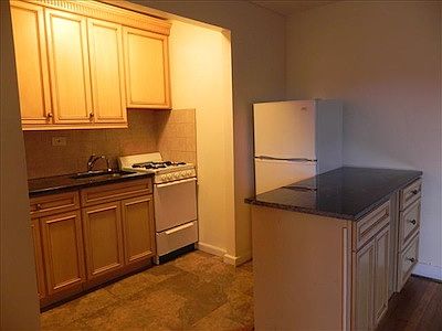 4th image of 8008 135th St APT 612