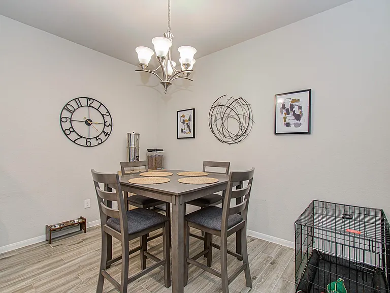5543 Evanston Ln — Photo 5