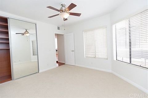 2nd bedroom (bedrooms are separated by bathrooms for extra privacy)