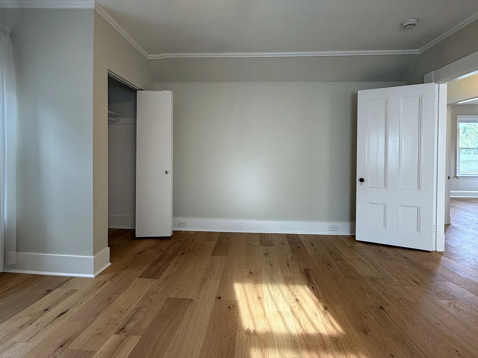 4 bed, 1450 sqft, $3,195 — Photo 4