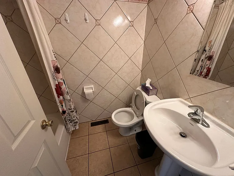 115 James Street — Photo 4