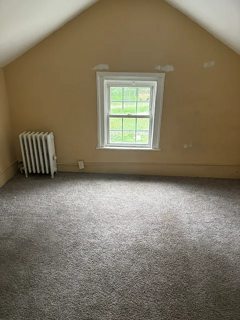 3 bed, 1.5 bath, $1,300 — Photo 2