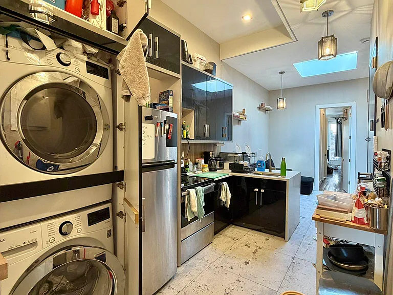 59 Graham Ave #L4 — Photo 3