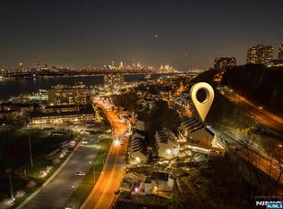 101 Route 5 APT 304, Edgewater, NJ 07020