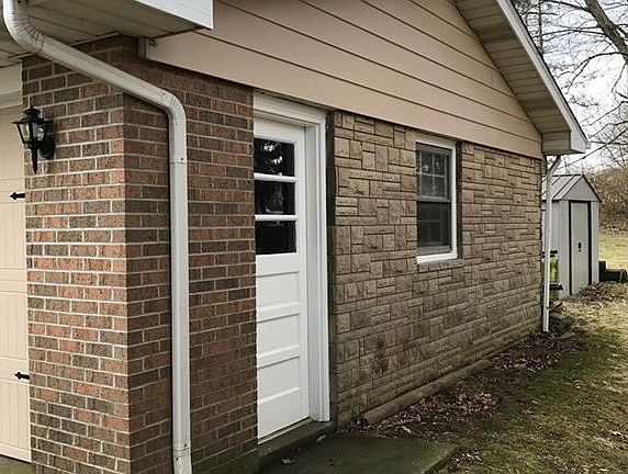 5th image of 853 Lee Dr