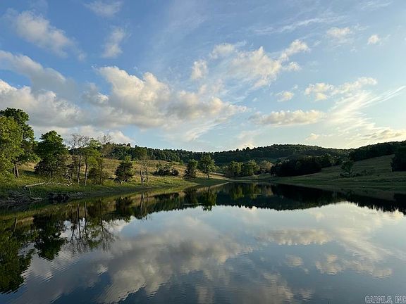 3rd image of 13949 Bear Creek Dr