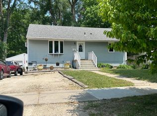 1601 5th St NE, Rochester, MN 55906