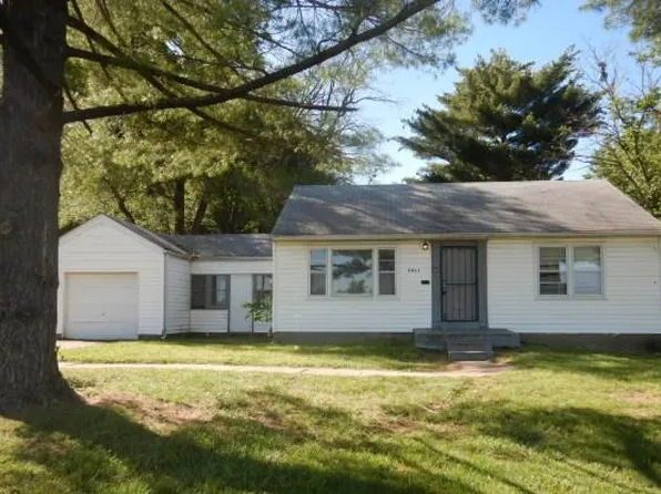 8943 Cozens Ave, Saint Louis, MO 63136