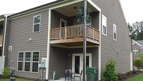 412 Daylin Dr — Photo 2