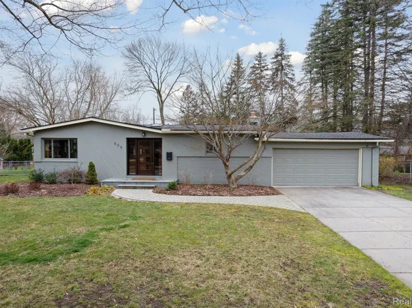 506 S Cranbrook Cross Rd, Bloomfield Hills, MI 48301