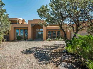 1901 Meadow Ct, Santa Fe, NM 87505