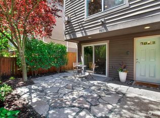 707 N 94th St UNIT C, Seattle, WA 98103