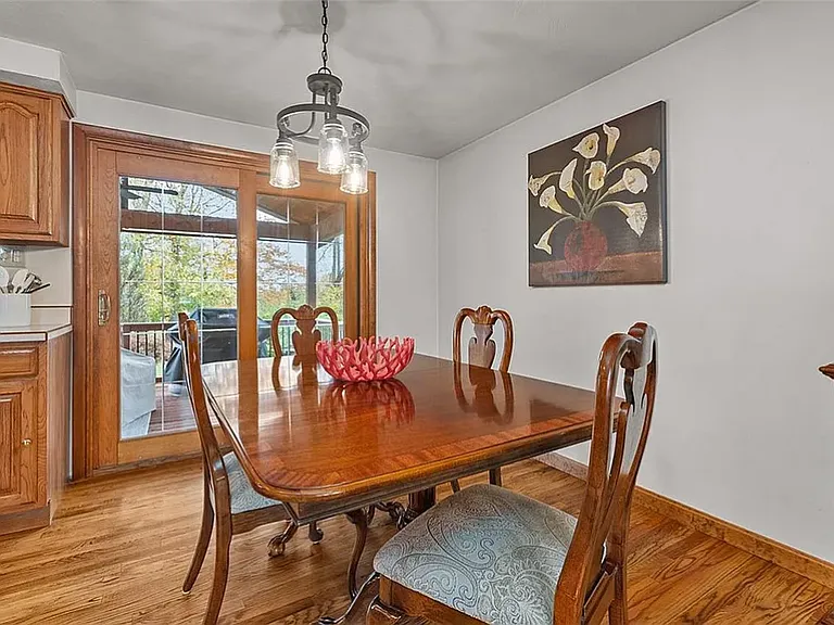 5895 Glen Hill Dr — Photo 9