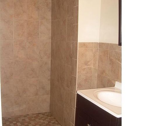 4th image of 1491 NW 55th Ave
