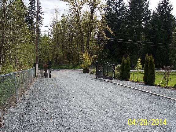 3rd image of 13621 Kapowsin Hwy E