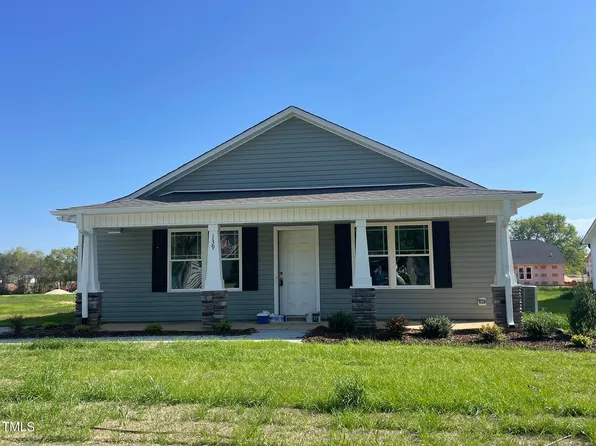 139 W Allen St, Four Oaks, NC 27524