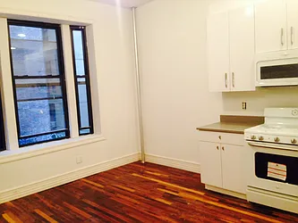 Rented by Rita S Citrin, LREB