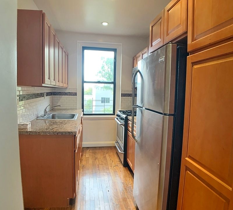 1st image of 21-67 33rd St #4EE