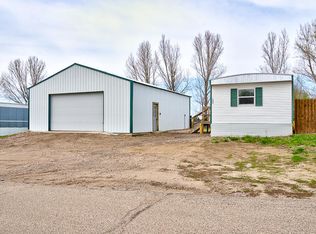106 Bluejay Ave, Bismarck, ND 58504