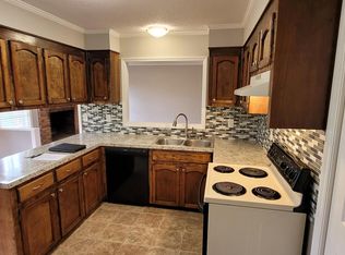 4208 Queensberry Rd, Gastonia, NC 28056