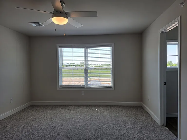 219 Millard Dr — Photo 10