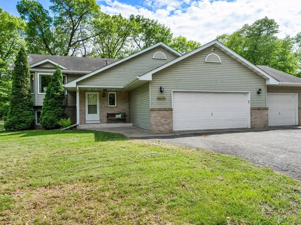 2308 Crosstown Blvd NE, Ham Lake, MN 55304