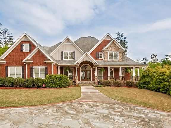 3rd image of 7051 Roselake Cir