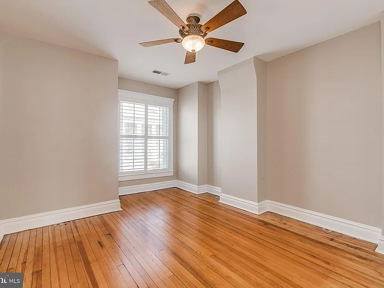 232 Dill Ave — Photo 8