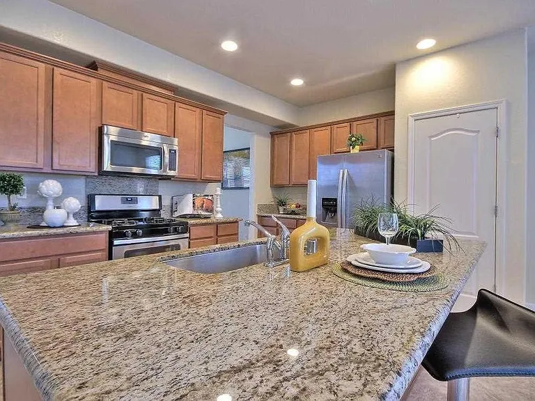 238 W Santa Clara Dr — Photo 8
