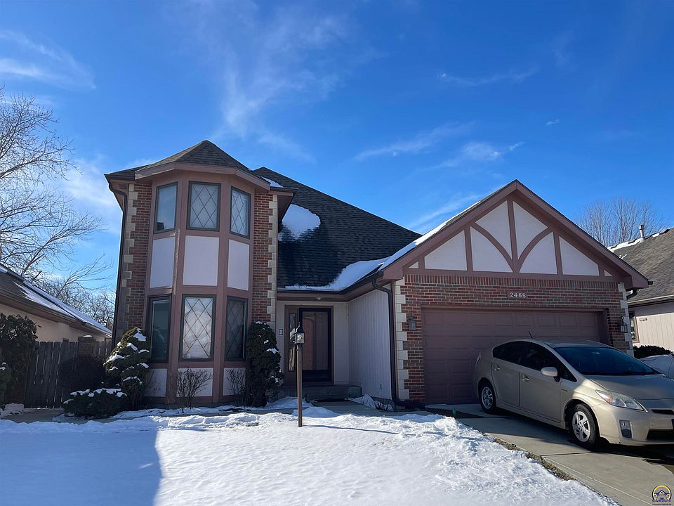 2nd image of 2465 SW Brookhaven Ln