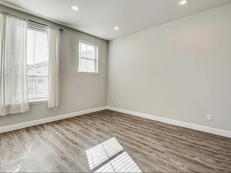 1912 Bel Air Dr — Photo 13