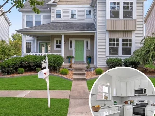 572 Misty Mountain Dr, O'Fallon, MO 63368
