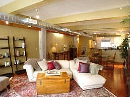 A great corner loft located on Main Street. This unit offers tons of natural l