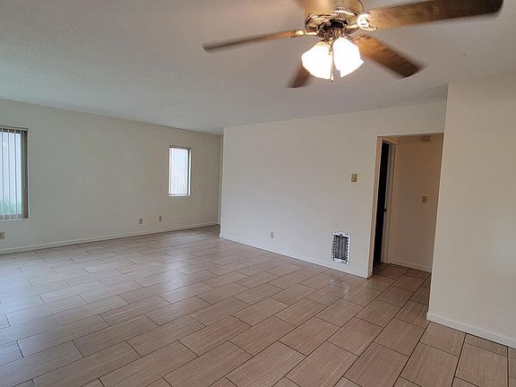 5th image of 185 Avenida Las Brisas APT A