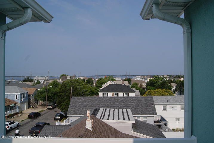 1st image of 202 Dupont Ave Unit 4
