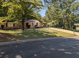 126 Overlook Dr, Prattville, AL 36066