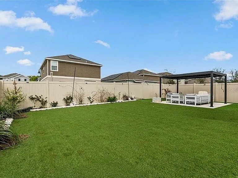 570 Jett Ln — Photo 30