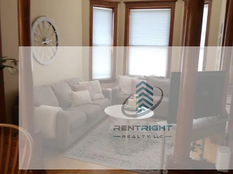 1353 N Ashland Ave #3F — Photo 3