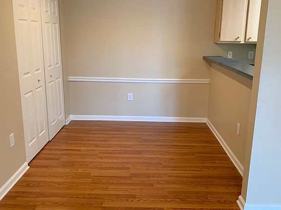 2nd image of 188 Midland Pkwy APT 518