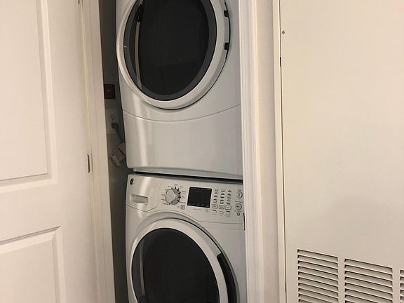 5th image of 23230 Milltown Knoll Sq Unit 111