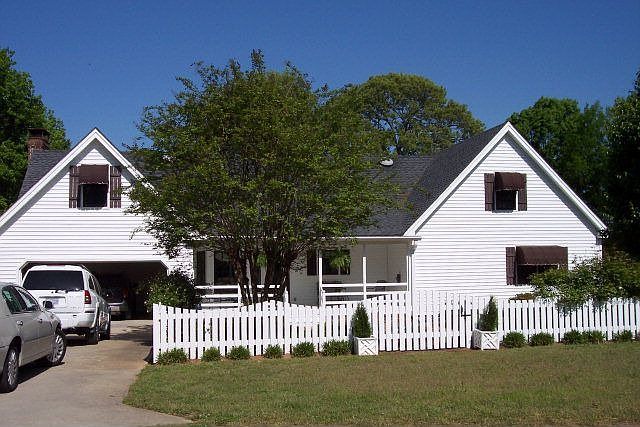 1st image of 5034 Dorothy Ln
