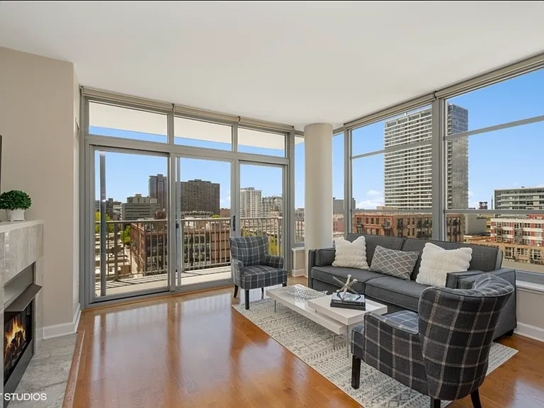 1600 S Prairie Ave #1007 — Photo 7