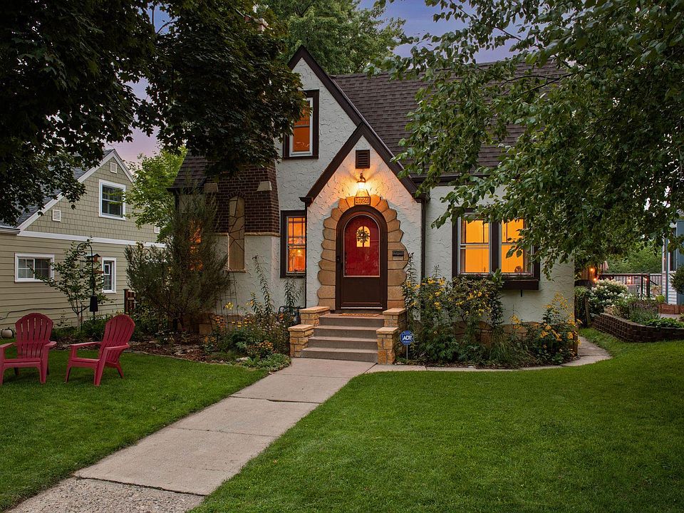 1st image of 4724 11th Ave S
