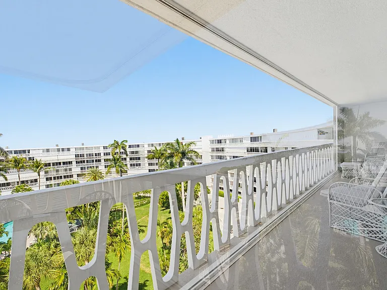 2505 S Ocean Blvd — Photo 28