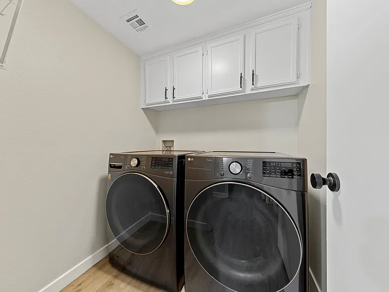 44 Westheimer Rd — Photo 3