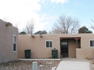 2366 Camino Capitan, Santa Fe, NM 87505