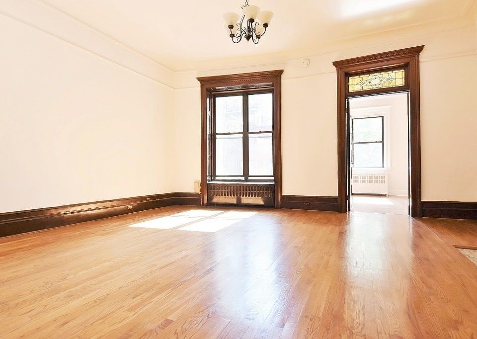 1st image of 332 W 88th St APT C1