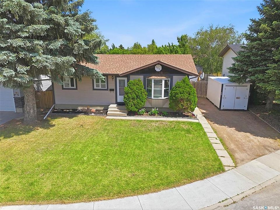 1st image of 342 Wollaston RISE